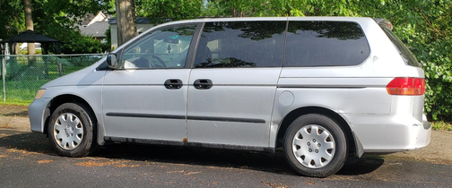 Photo 1 of 1 of 2001 Honda Odyssey LX